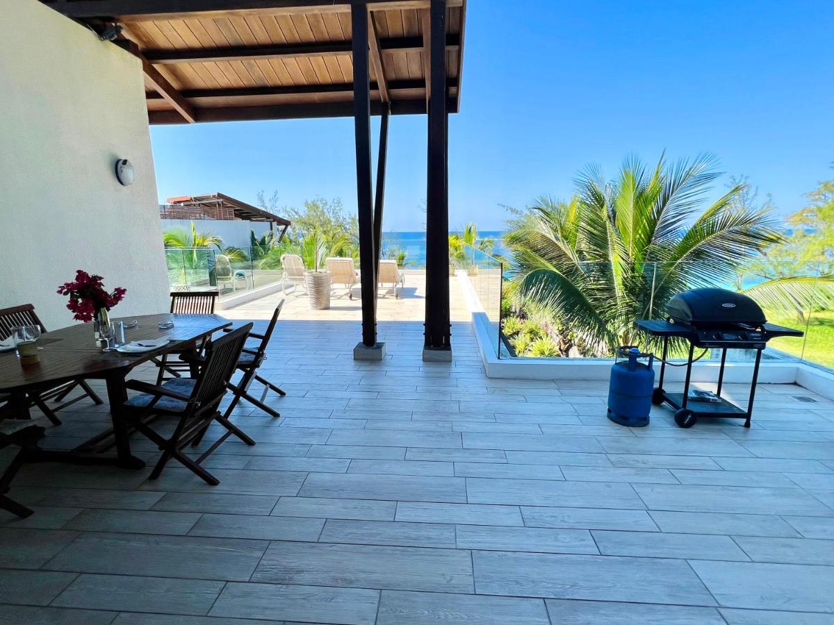 Beach Penthouse Belmare Belle Mare Exteriör bild